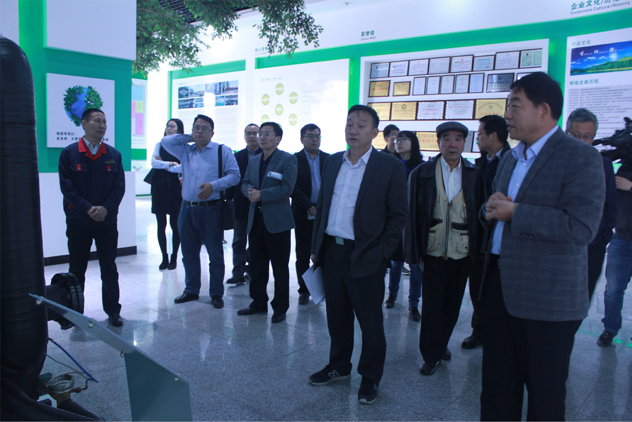 中國國際工程咨詢公司社會事業(yè)發(fā)展部主任胡元明蒞臨博納德參觀考察